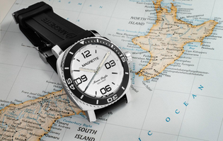 Magrette Moana Pacific II White Dial